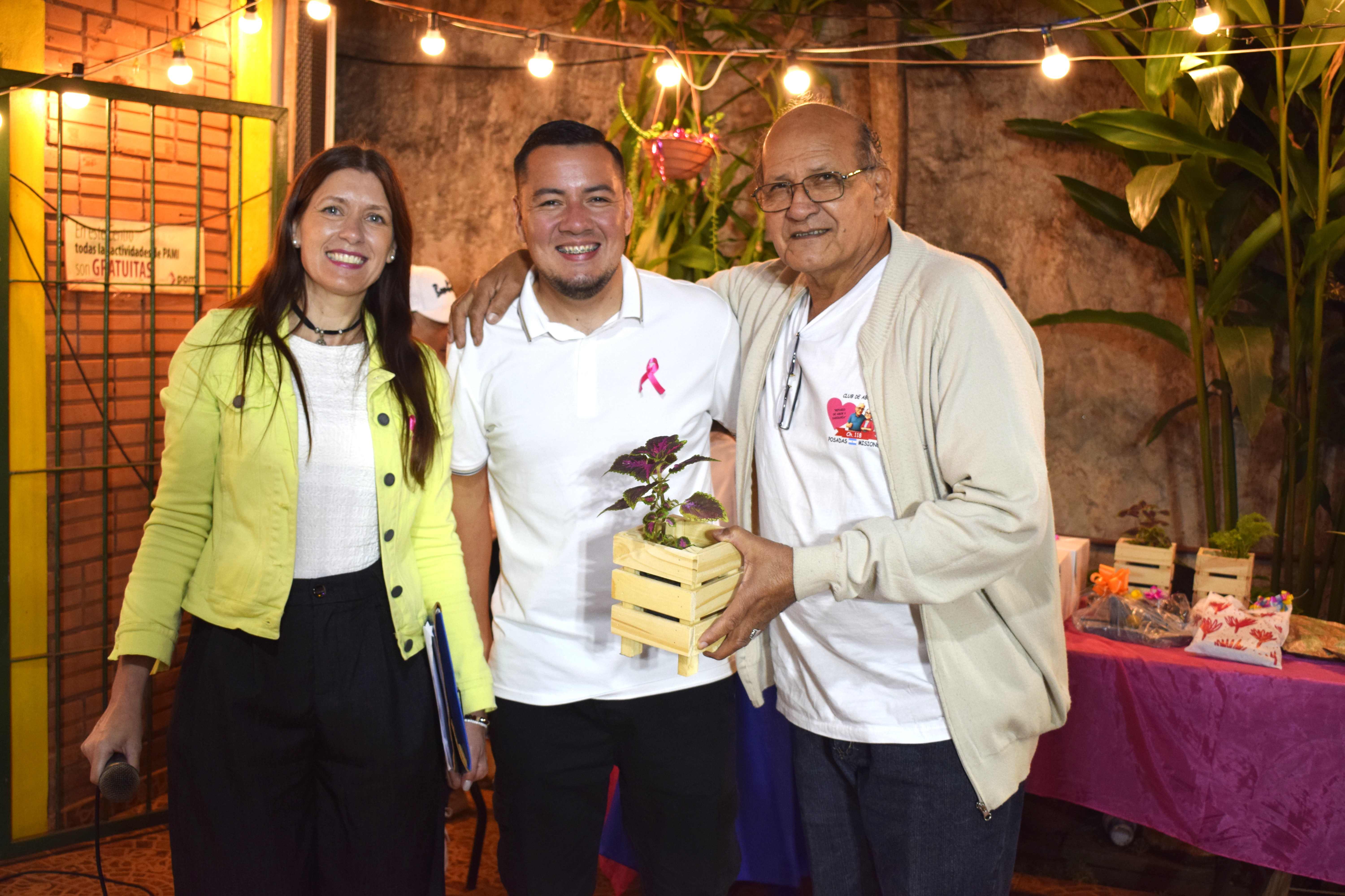 <p>Las madres fueron agasajadas en el club de abuelos San Gerardo</p>