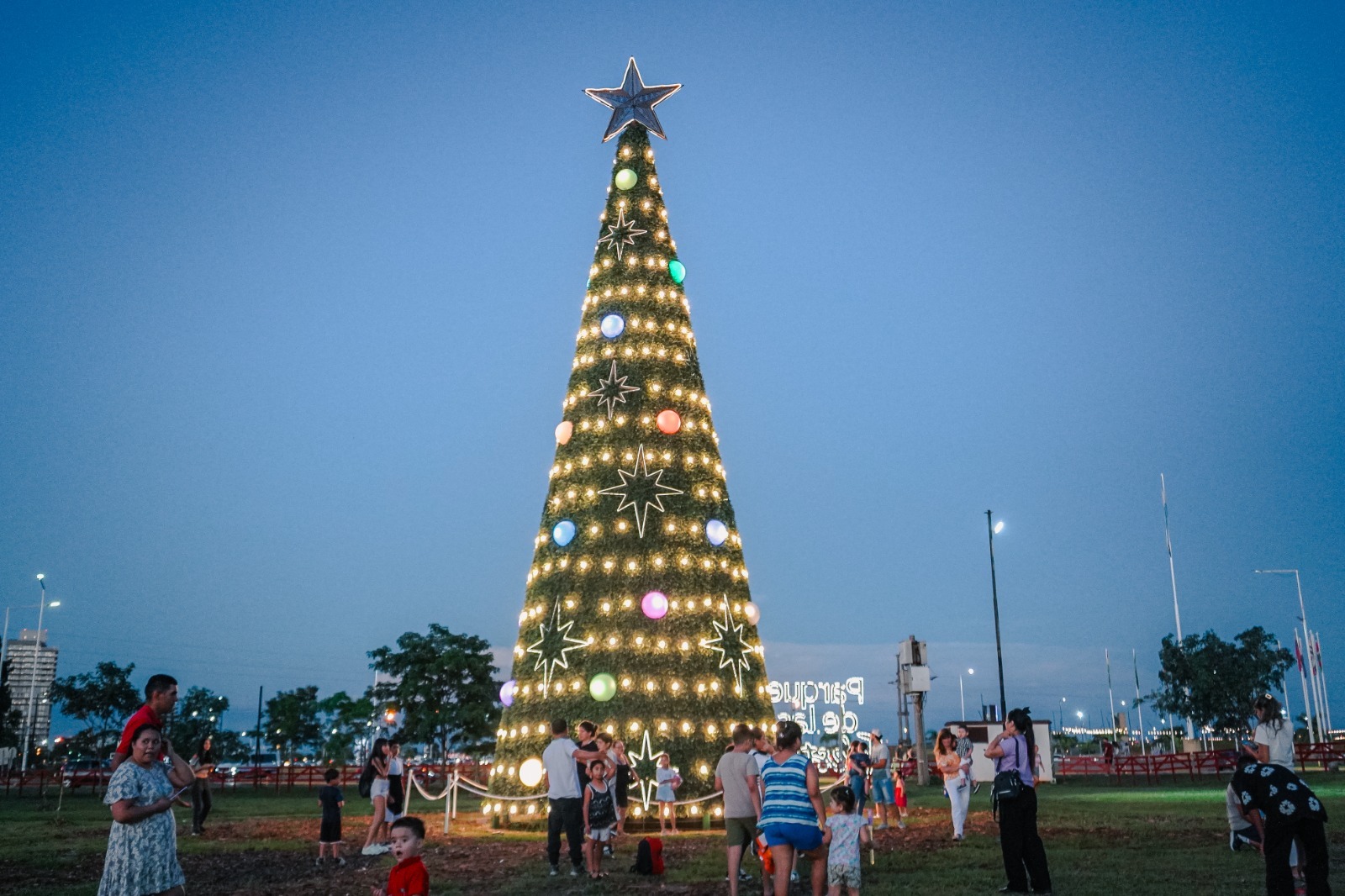 <p>"Papá Noel" recibirá a las familias en el Parque de las Fiestas</p>